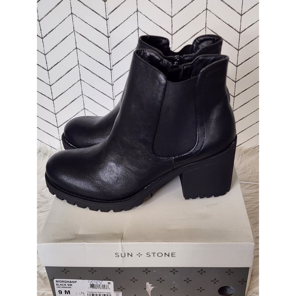Sun + Stone Morghan Women’s Chelsea Booties Lug Sole Block Heel Ankle Zip Boots - Picture 2 of 8